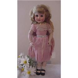 Doll Madame Alexander MADELAINE Original #1673767