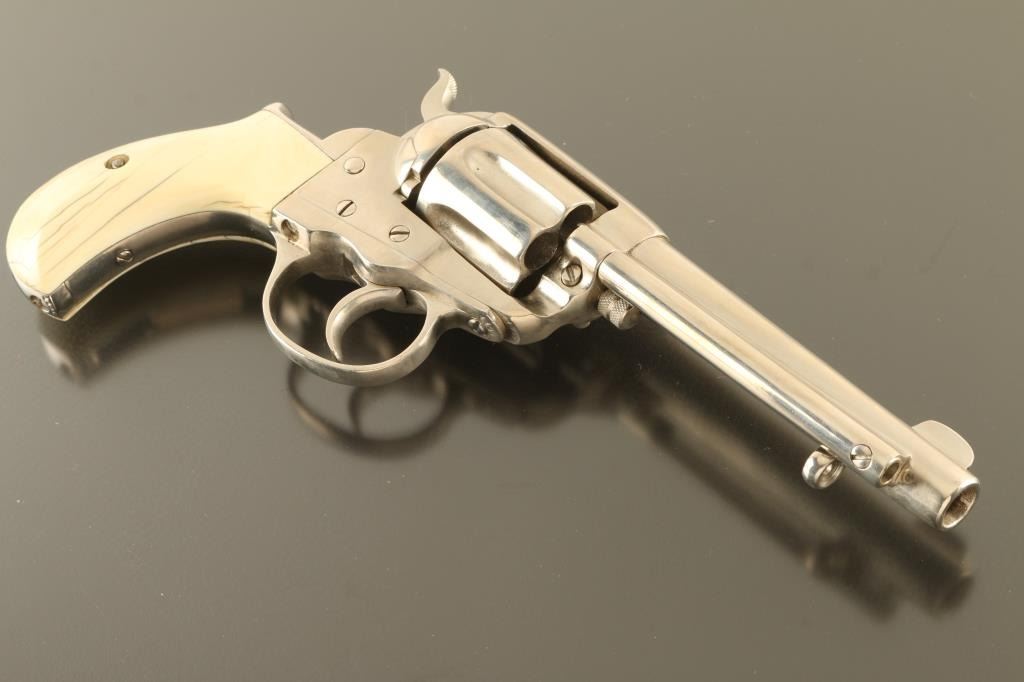 101 Ranch Items Kinsey Kid 101 Ranch Items w/ Colt Revolver