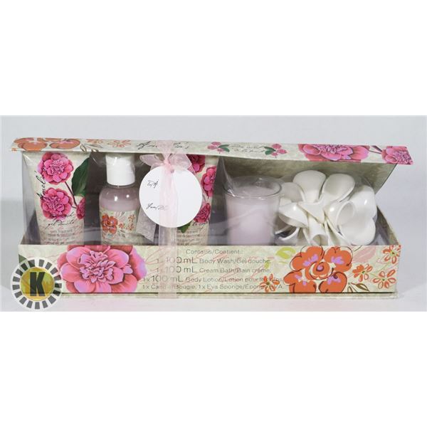 NEW ROSE/ JASMINE SCENT BATH SET