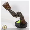 Image 1 : HEAVY BRONZE HOLDING HANDS STATUE