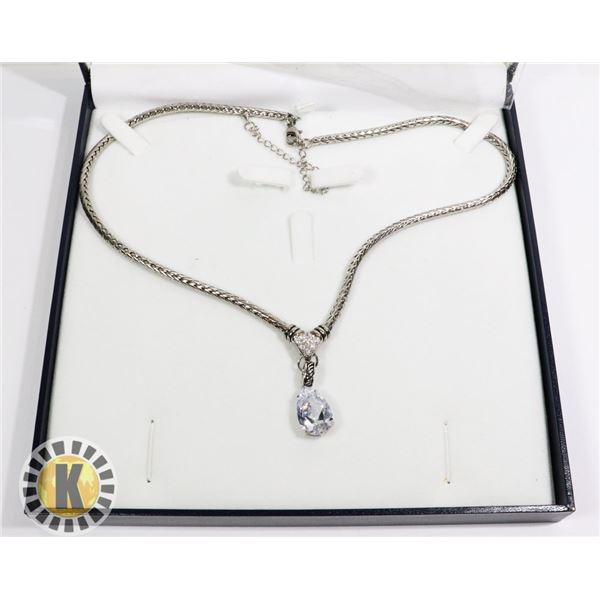 FASHION JEWELRY NECKLACE