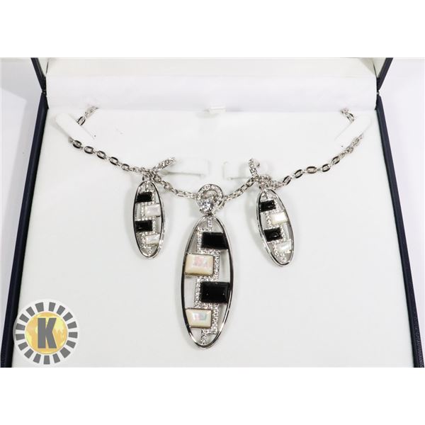 FASHION JEWELRY NECKLACE AND EAR RINGS