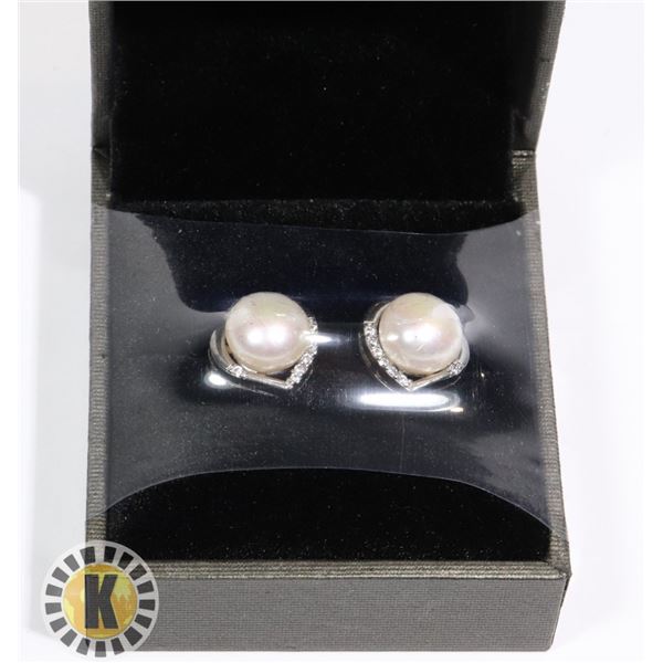 FRESH WATER PEARL EARRINGS
