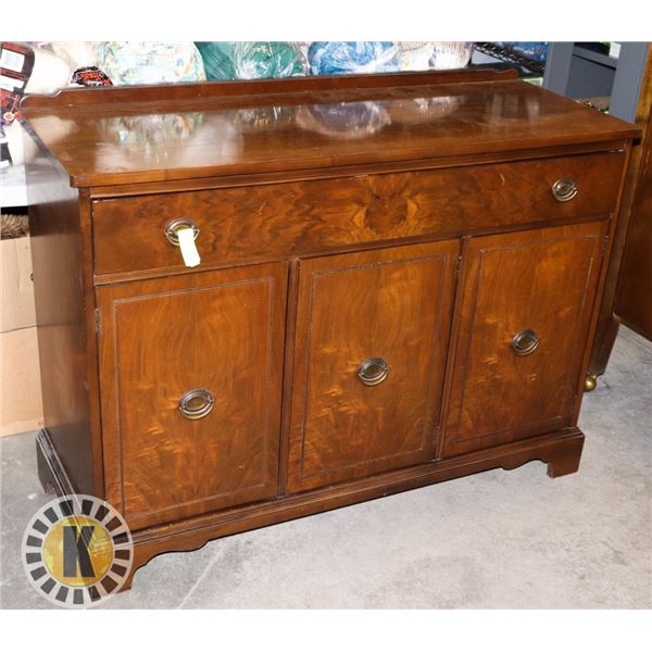 WOOD "KNECHTEL" SIDE BOARD