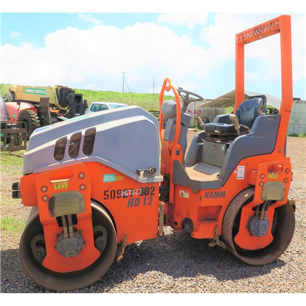 LANAI: 2012 Hamm HD12W Double-Drum Ride-On Roller 47", Diesel, Starts & Runs (See Video)