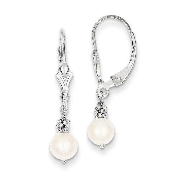14k White Gold 5-6 mm Cultured Pearl Leverback Earrings