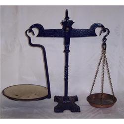 SET OF BALANCE SCALES