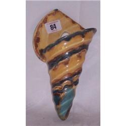 BESWICK SHELL WALL POCKET