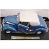 Image 2 : 1937 Ford Convertible Scale Model