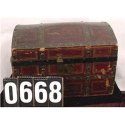 Vintage Childrens Trunk