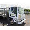 Image 25 : 2010 Isuzu Stakebed Truck with Lift Gate, Lic. 969HDR, Starts & Runs, Needs Repair (See Video)