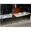 Image 1 : LOT OF ACRYLIC DOMES