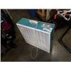Image 2 : KENMORE BOX FAN