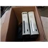 Image 2 : 2 Xbox 360 consoles and one power brick