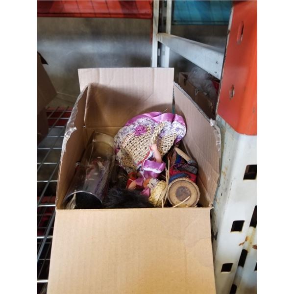 LOT OF COLLECTABLE DOLLS