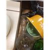 Image 6 : PYREX POT, GLASS VASES, A&W MUG