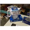 Image 2 : 2 Brita water filter jugs and THE ROCK cast aluminum reversible grill/griddle