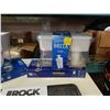 Image 4 : 2 Brita water filter jugs and THE ROCK cast aluminum reversible grill/griddle