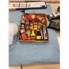 Image 3 : TRAY OF VINTAGE TOY CARS AND IVORY WARE PLATES
