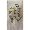 Image 8 : 3 TINS AND TRAY OF JEWELLERY - MAGNETIC, RHINESTONE, ETC