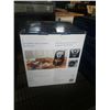 Image 3 : AS NEW INSIGNIA AIR FRYER 3.2L