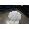 Image 2 : FUZZY STOOL