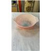 Image 8 : 4 PIECE VINTAGE PYREX MIXING BOWL SET - PINK AND WHITE