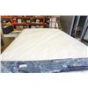 Image 2 : QUEENSIZE KINGSDOWN MONROE MATTRESS