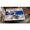Image 2 : BOX OF TOY CARS AND BUILDING SET