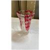 Image 8 : 3 CRYSTAL VASES