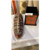 Image 1 : WOOD NATIVE BOX AND CARVED MASK