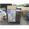 Image 1 : Skid of Store Return Furniture