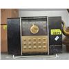 Image 1 : Vintage RCA Victor Mantle Radio
