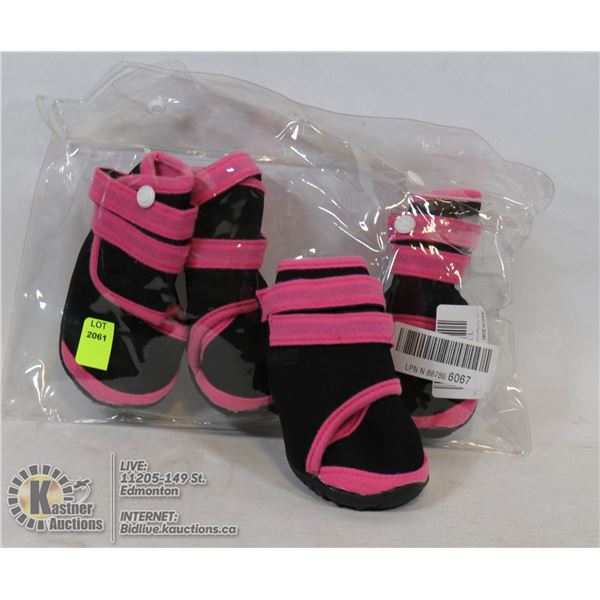 SET OF 4 DOG BOOTIES SIZE MEDIUM