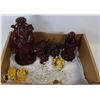 Image 1 : BOX WITH RESIN ASIAN FIGURINES INCLUDING