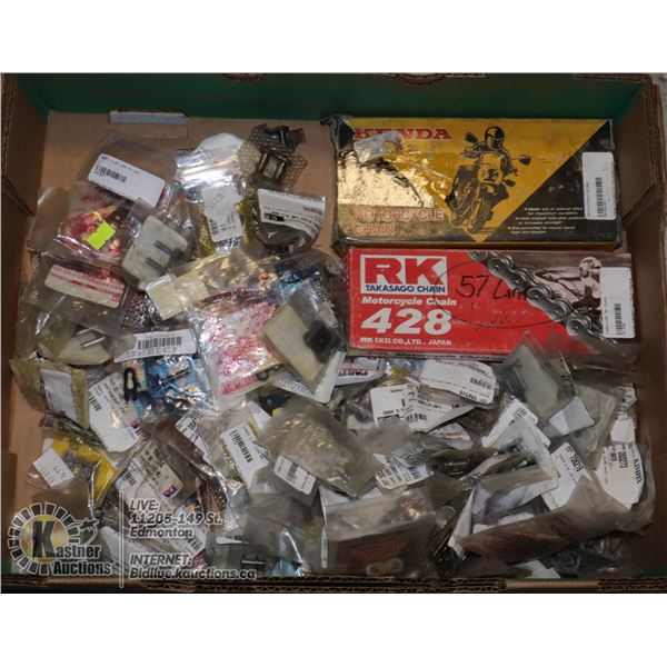 FLAT OF MOTORCYCLE CHAIN & LINKS