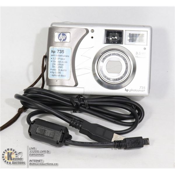 HP PHOTOSMART 735 CAMERA WITH INSTANT SHARE -