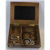 Image 1 : JEWELRY BOX WITH JEWELRY