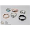 Image 1 : LOT OF 6  ESTATE RINGS