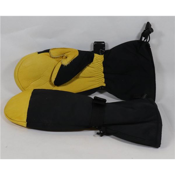 PAIR OF 3M THINSULATE GAUNTLET MITTS SIZE XXL