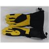 Image 1 : PAIR OF 3M THINSULATE GAUNTLET GLOVES SIZE LARGE