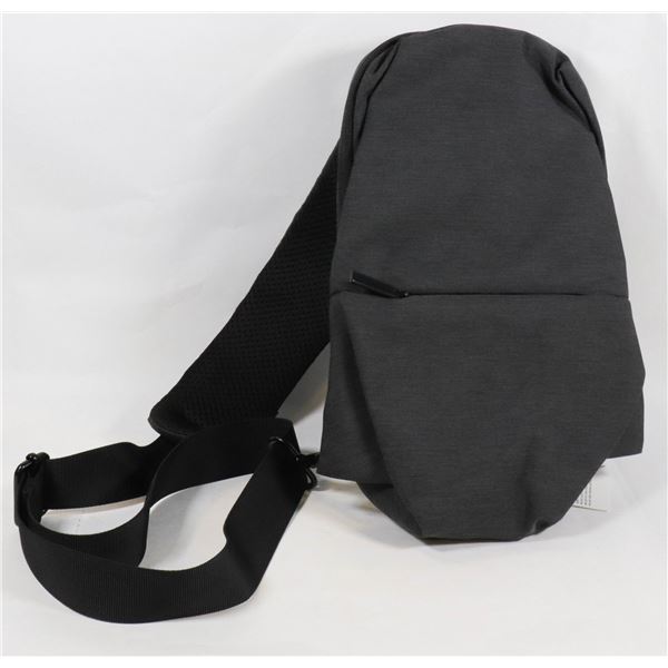 KAKKA SHOULDER CARRY BAG