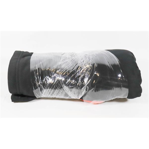 BLACK AND ORANGE SWEATER SIZE SMALL