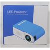Image 1 : LED PROJECTOR