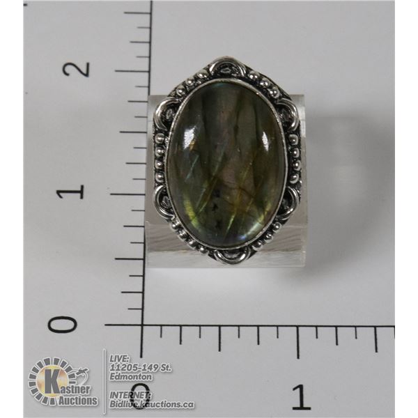 #133-FIRE LABRIDORITE RING SIZE 6.5