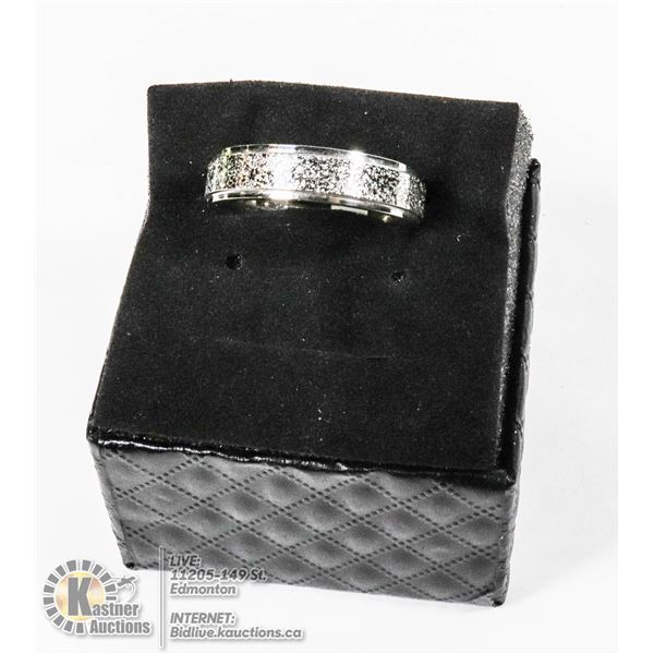 MENS STAINLESS STEEL RING SIZE 11