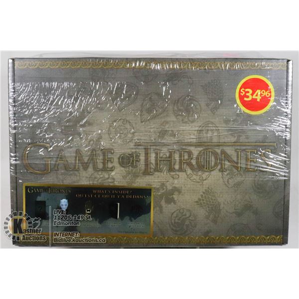 LOT OF 2 GAME OF THRONES COLLECTORS SETS