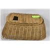 Image 1 : VINTAGE WICKER FISHING BASKET