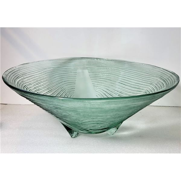 19) PALE GREEN RIBBED 12" DIAMETER FOOTED