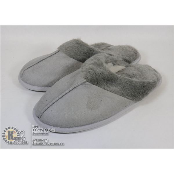PAIR OF SLIPON HOUSE SLIPPERS SIZE 7-8 MENS